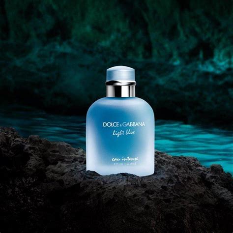 dolce gabbana light blue por homme|d&g light blue intense men's.